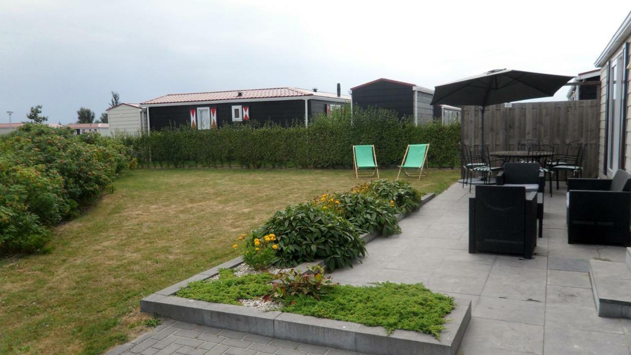 Kindvriendelijk Chalet voor 6 personen SE05 Serooskerke  Buitenkant foto